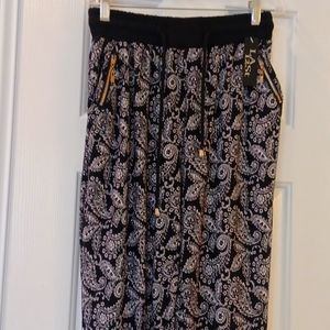 *NWT Paisley Pant Large Jr